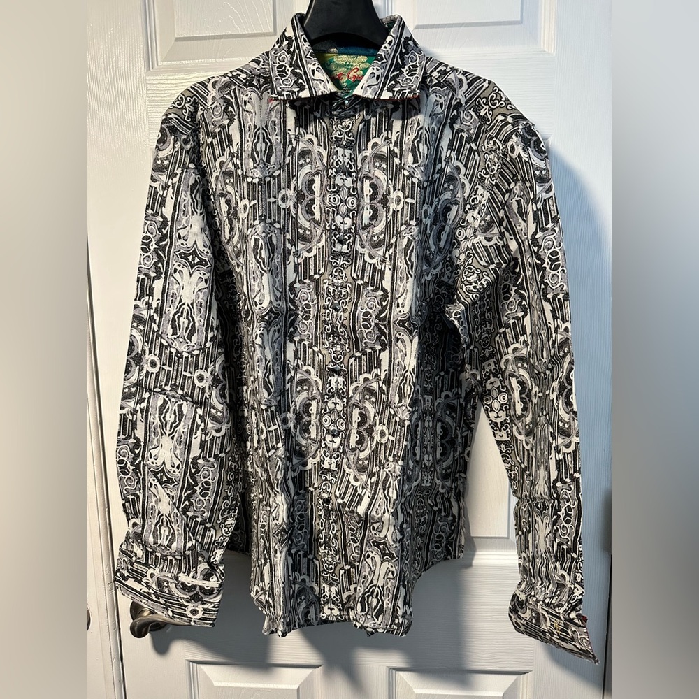 Robert Graham *LIMITED EDITION* Button Down - White and Black - Medium 271/889